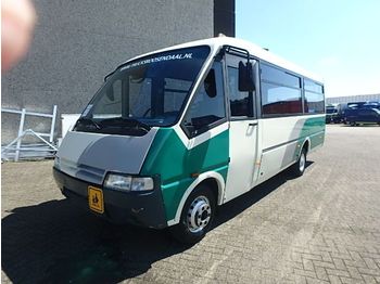 Микроавтобус, Пассажирский фургон Iveco Schoolbus + manual + 29+1 seats + WEBASTO: фото 1