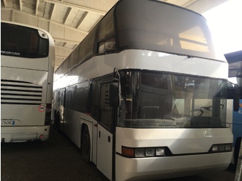 Двухэтажный автобус NEOPLAN Skyliner: фото 1