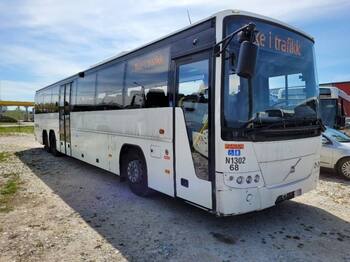 Пригородный автобус VOLVO B12B 8700 6X2 EURO5 CLIMA 55 SEATS: фото 1