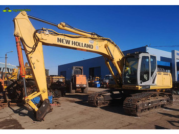 Гусеничный экскаватор NEW HOLLAND E215B