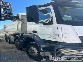  2018 Mercedes Arocs 3243 - Самосвал