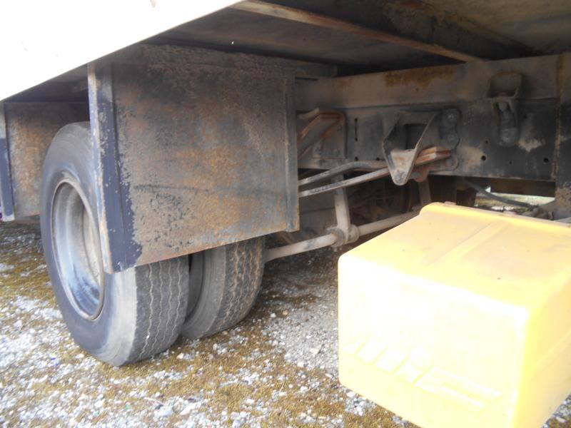 Грузовик с закрытым кузовом Ford cargo 0913: фото 6