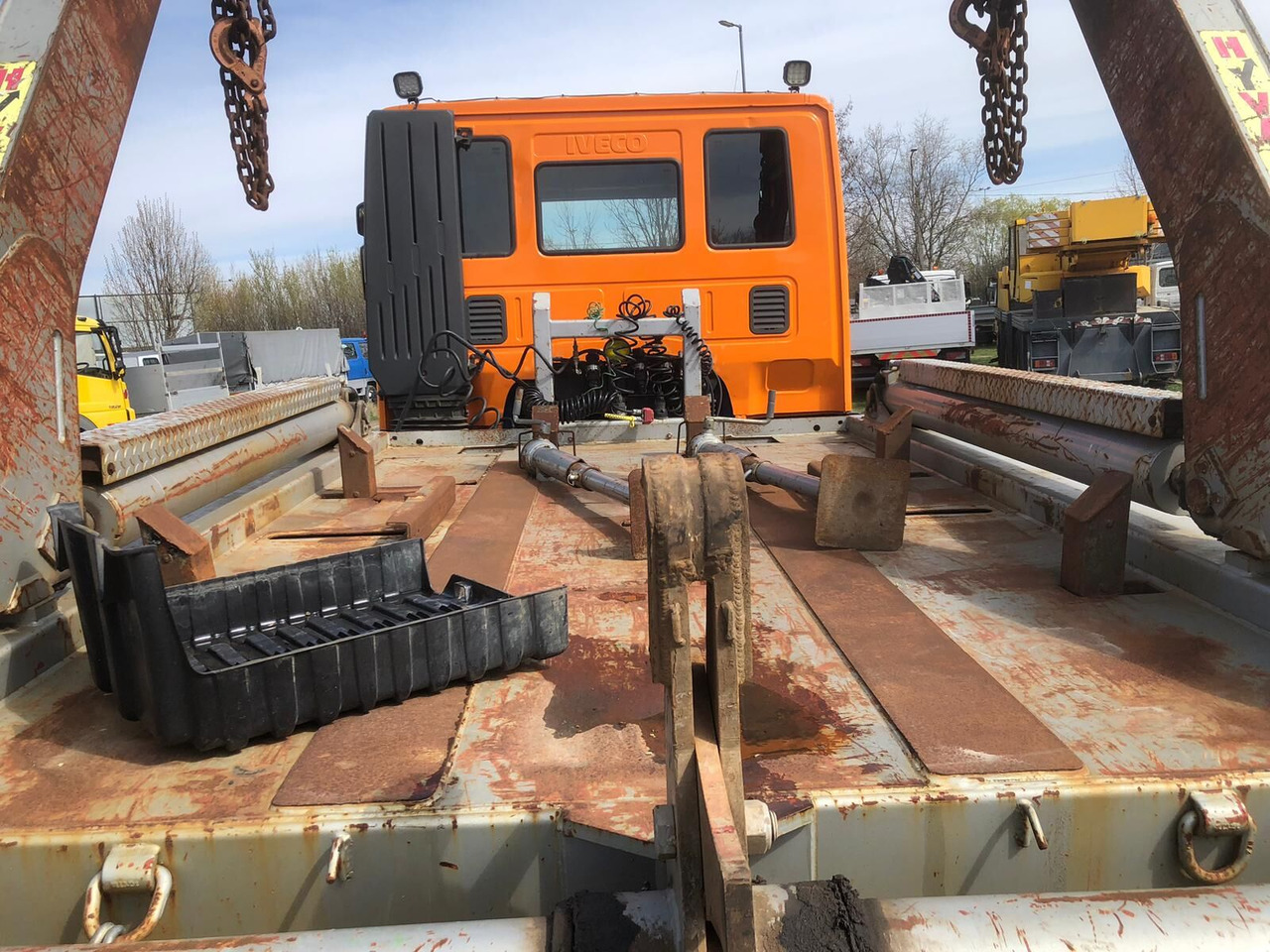 Портальный бункеровоз IVECO Trakker 500 Hyvalift - BDF - Truckhead - SZM: фото 9