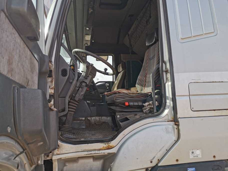 Грузовик-шасси Iveco Eurostar 260E42 6x4, chassis truck: фото 11