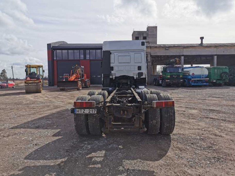 Грузовик-шасси Iveco Eurostar 260E42 6x4, chassis truck: фото 6