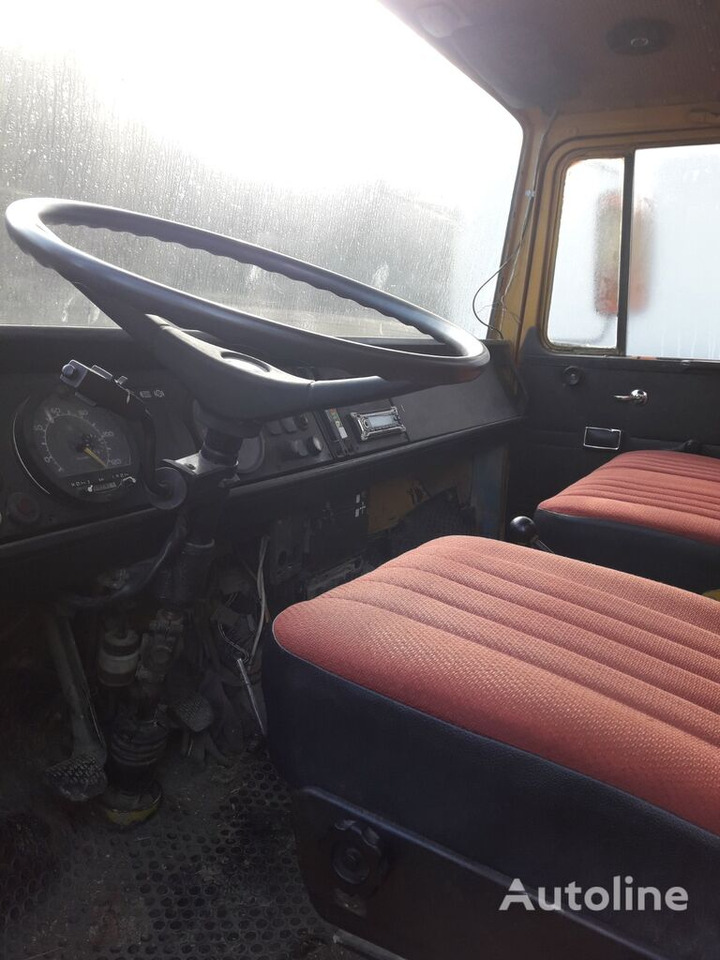Грузовик-шасси Scania 113 H: фото 4