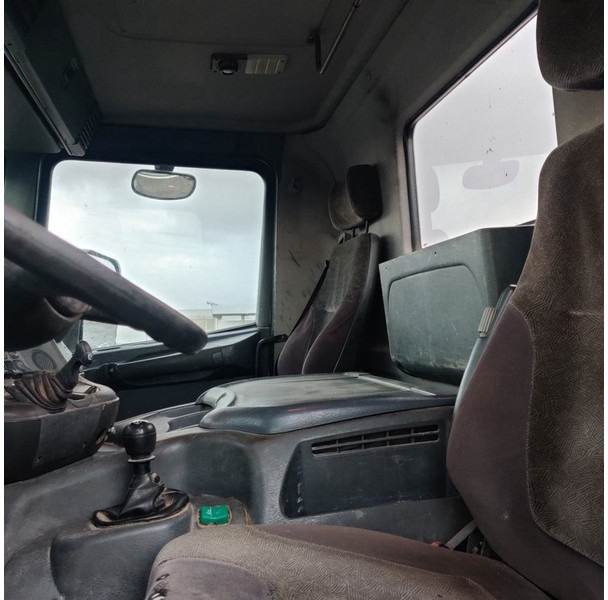 Грузовик-контейнеровоз/ Сменный кузов Scania 114: фото 7