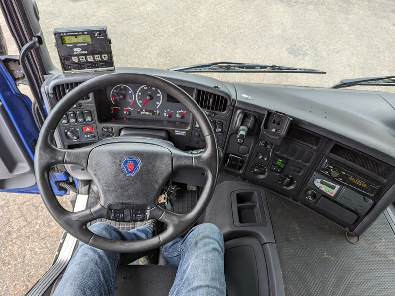 Изотермический грузовик Scania P230 4x2 Daycab Euro4 - Semi-Automaat - KoelVriesBak - Carrier Supra 950Mt - 3 Compartimenten - 05/2024APK (V665): фото 15