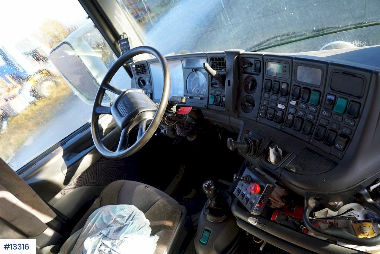Грузовик-шасси Scania R124: фото 20