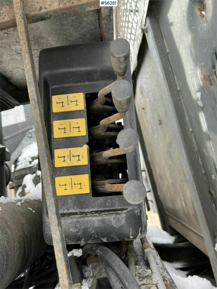 Грузовик бортовой/ Платформа, Автоманипулятор Volvo FM9 300: фото 43