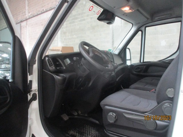 Фургон с закрытым кузовом IVECO Daily 35C16H Koffer/LBW: фото 5