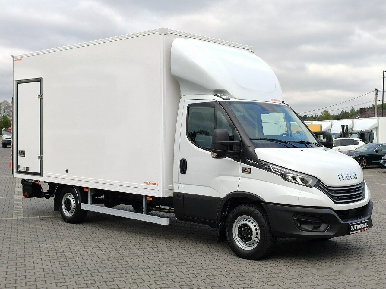 IVECO Daily 35S18 в лизинг IVECO Daily 35S18: фото 1