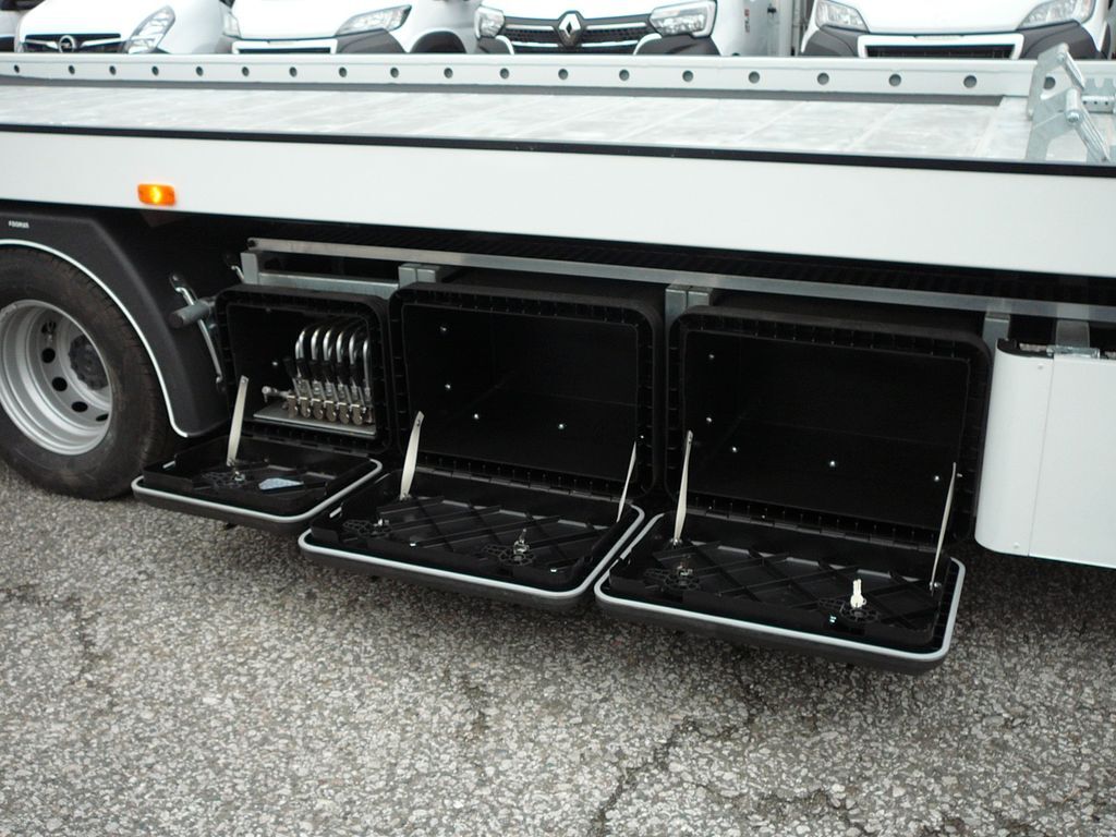 Новый Фургон-рефрижератор, Коммерческий автомобиль Iveco DAILY 70C18 Schiebeplateu Hubbrille Luftfederung: фото 11