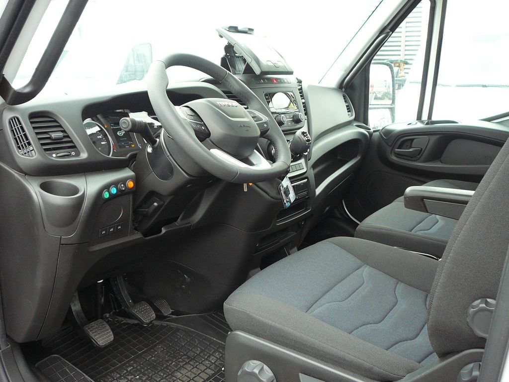 Новый Фургон-рефрижератор, Коммерческий автомобиль Iveco DAILY 70C18 Schiebeplateu Hubbrille Luftfederung: фото 23