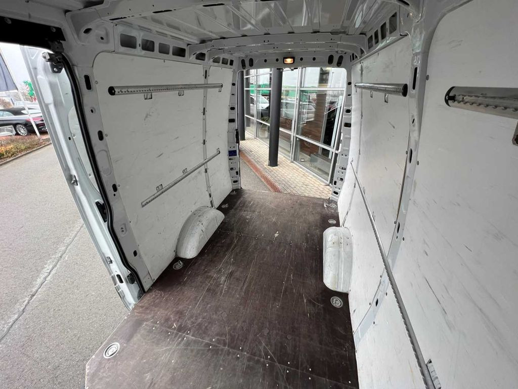 Цельнометаллический фургон Iveco Daily 35 S 16 V *Klima*3.520mm*: фото 11