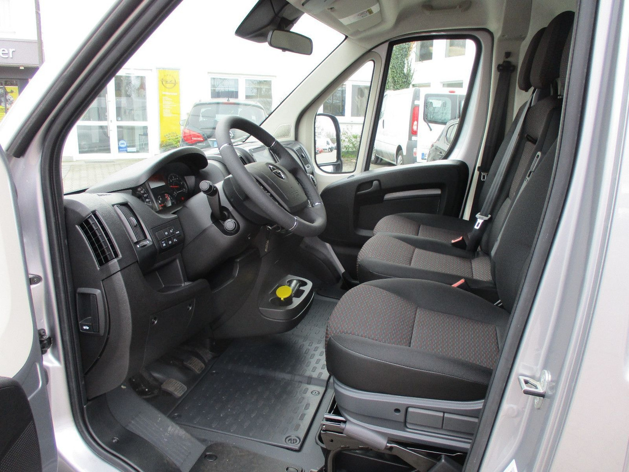 Новый Цельнометаллический фургон Opel Movano C L2H2 Van: фото 9