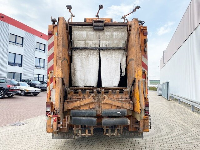 Мусоровоз для транспортировки мусора MAN TGS 26.320 6x2-4 BL TGS 26.320 6x2-4 BL, Lenkachse, Haller X2, Zöller-Schüttung: фото 12