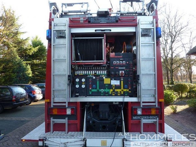Пожарная машина ROSENBAUER X220006 B 93: фото 3