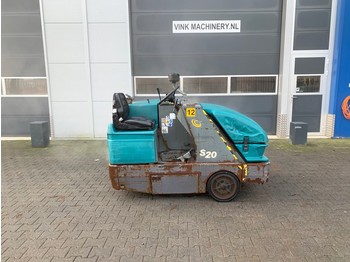 Подметально-уборочная машина TENNANT S20 Veegmachine