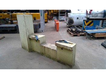 Spierings Spierings SK 488 AT 4 counterweight - Противовес