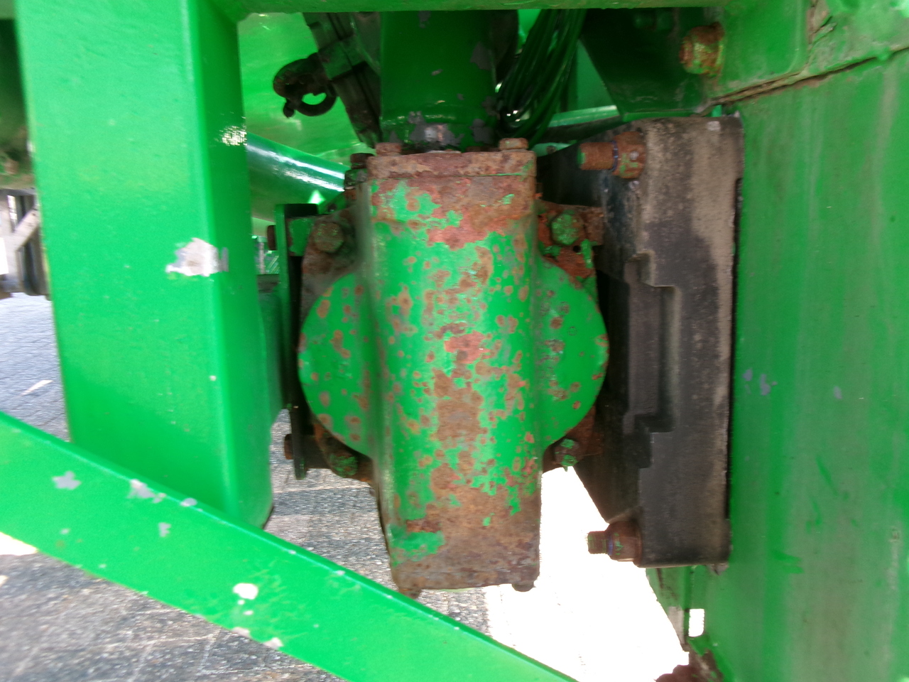 Полуприцеп-цистерна для транспортировки топлива Feldbinder Fuel tank alu 42 m3 / / 6 comp + pump: фото 16