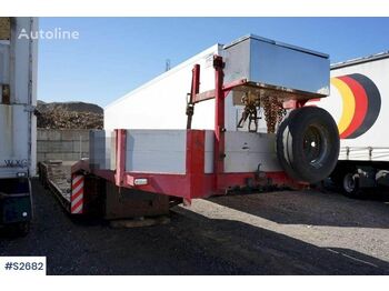 Низкорамный полуприцеп GOLDHOFER Special Transport Machine Trailer