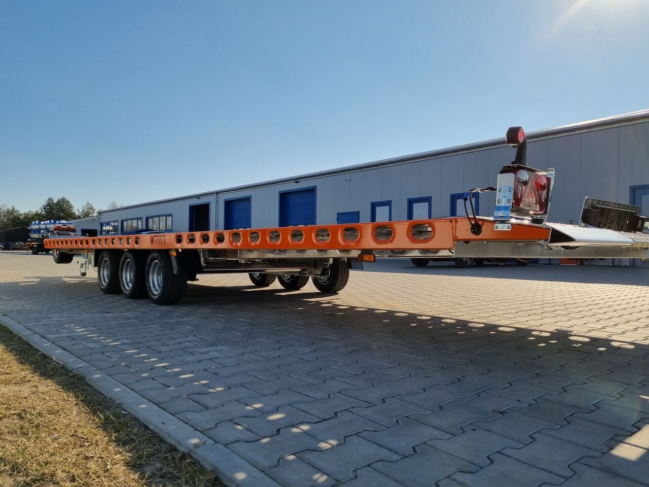 Новый Прицеп-автовоз Wiola L35G65P hydraulic lifting 650x216 cm 3.5T GVW for vans trucks: фото 9