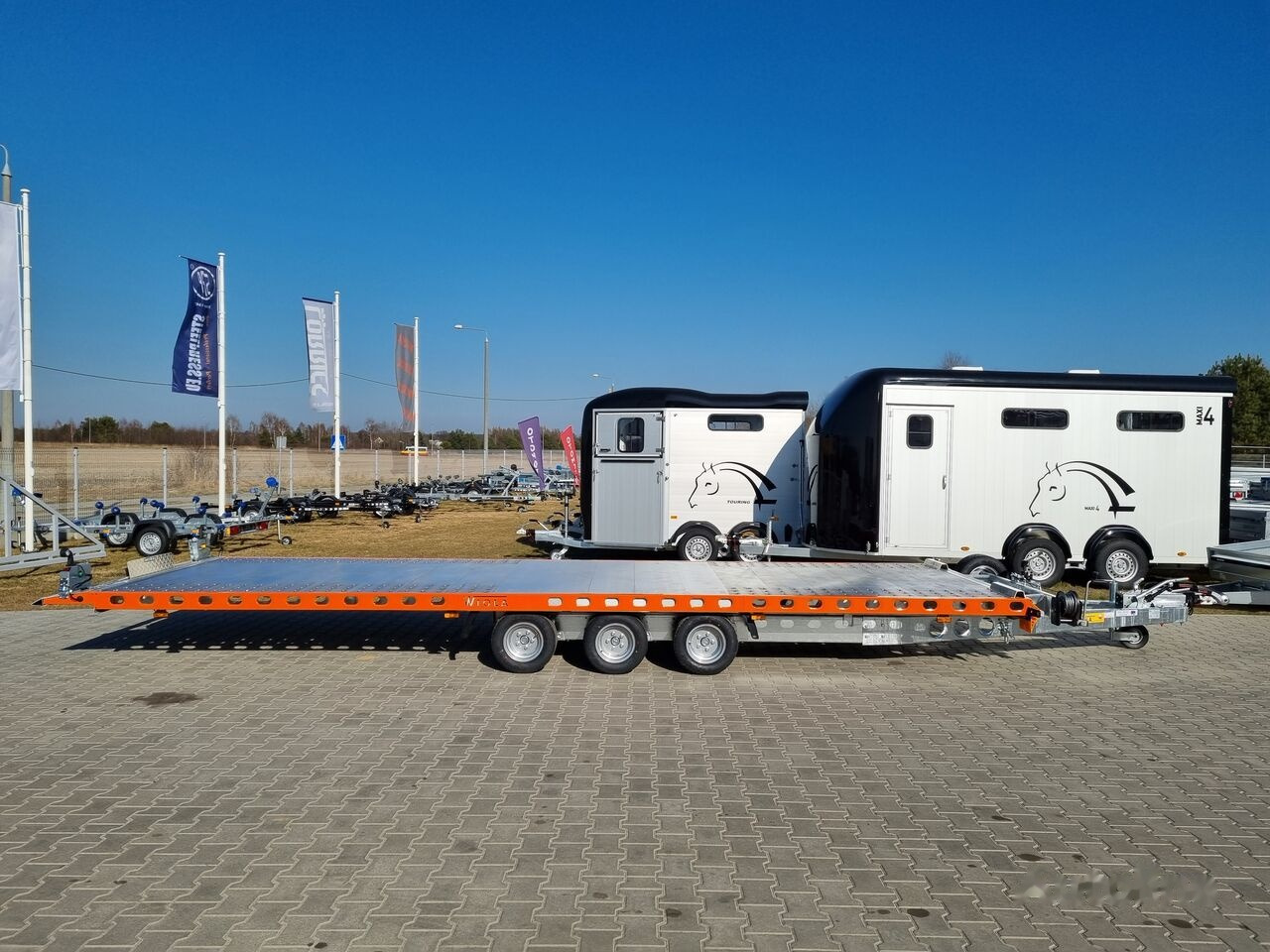 Новый Прицеп-автовоз Wiola L35G65P hydraulic lifting 650x216 cm 3.5T GVW for vans trucks: фото 4