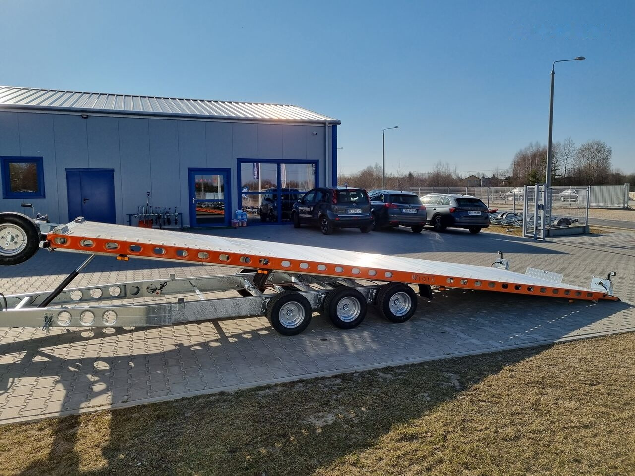 Новый Прицеп-автовоз Wiola L35G65P hydraulic lifting 650x216 cm 3.5T GVW for vans trucks: фото 27