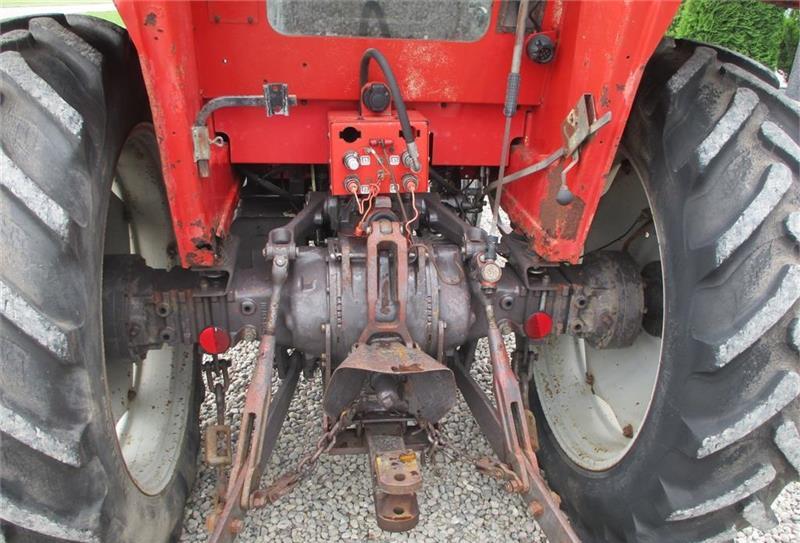 Трактор Massey Ferguson 675 Speedshift med frontlæsser: фото 4