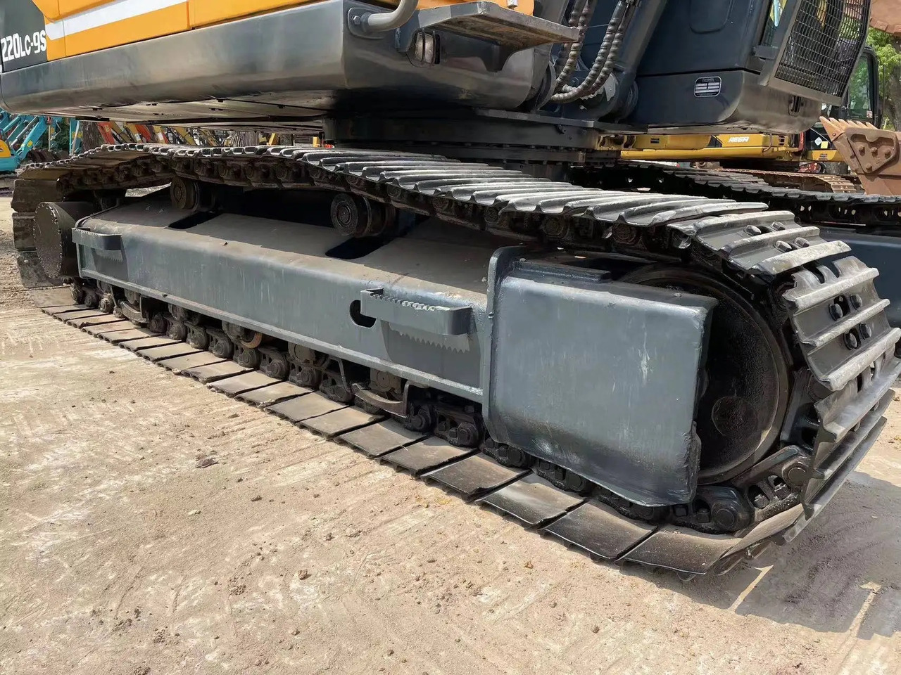 Гусеничный экскаватор HYUNDAI R220 -9S track excavator 22 tons Korean hydraulic digger: фото 7
