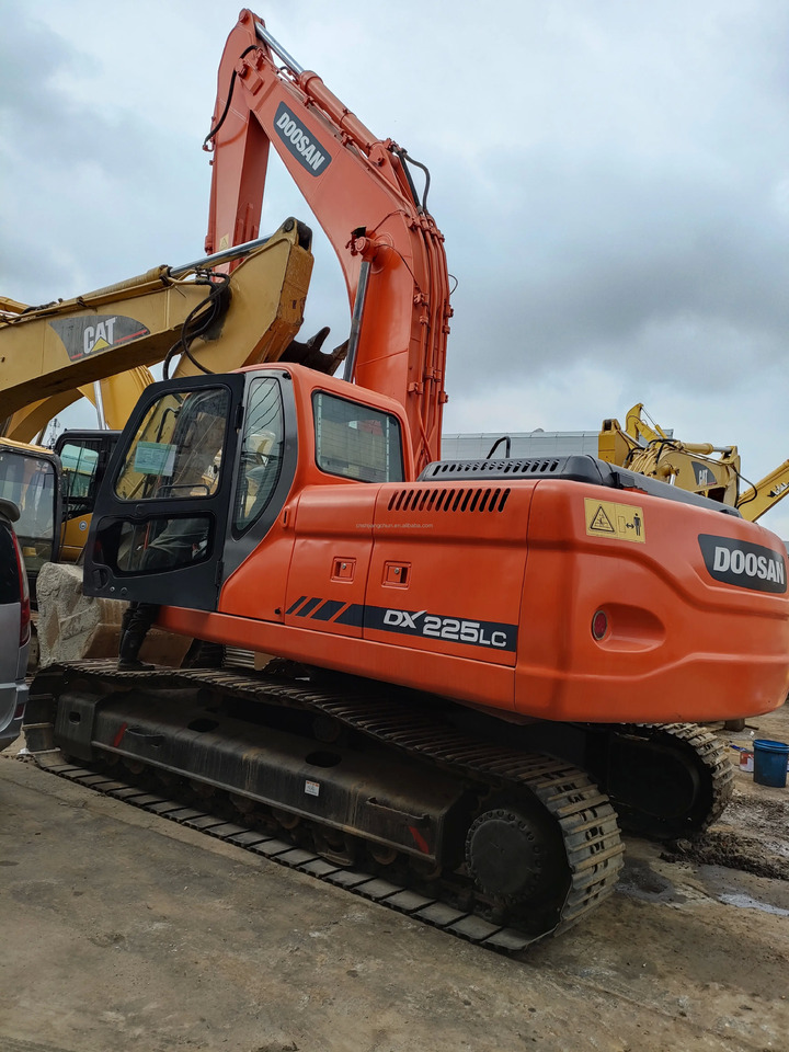 Гусеничный экскаватор used excavators in stock for sale second hand excavator used machinery equipment Doosan dx225: фото 6