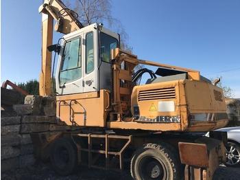 Перегружатель Liebherr A902Litronic