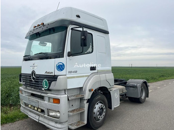 Тягач MERCEDES-BENZ Actros 1843