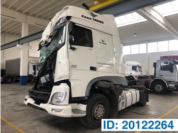 Тягач DAF XF105.460 Super Space Cab