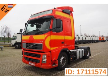 Тягач Volvo FH12.420 Globetrotter - ADR