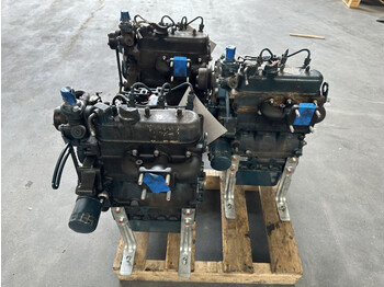 Kubota D722 3 cilinder Diesel Motor 16.4 PK Diesel Engine - двигатель