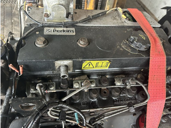  Silnik Perkins AA kompletny - Двигатель