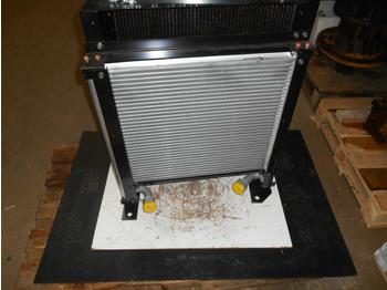 Kobelco W395440002 - Масляный радиатор