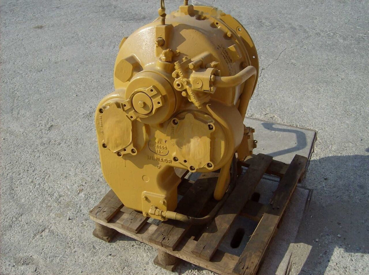 & TORQUE CONVERTER GP CATERPILLAR D300D 5MG324 - Трансмиссия для Бульдозеров: фото 1