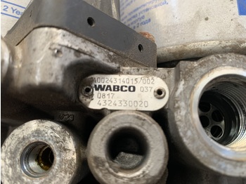 Тормозной клапан для Грузовиков TWO-CHAMBER DEHYDRATOR WITH HEATING: фото 3