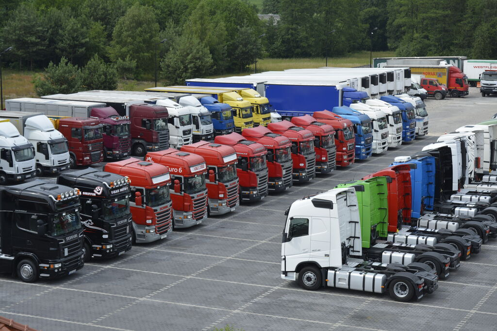 DUETDUDA - Строительная техника MERCEDES-BENZ undefined: фото 24