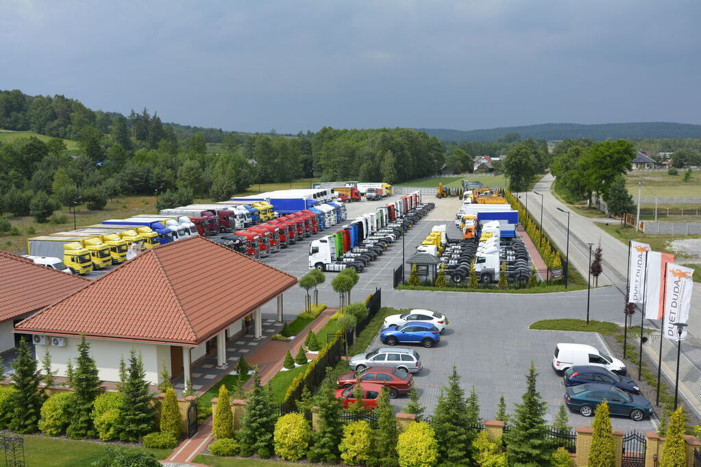 DUETDUDA - Строительная техника MERCEDES-BENZ undefined: фото 3