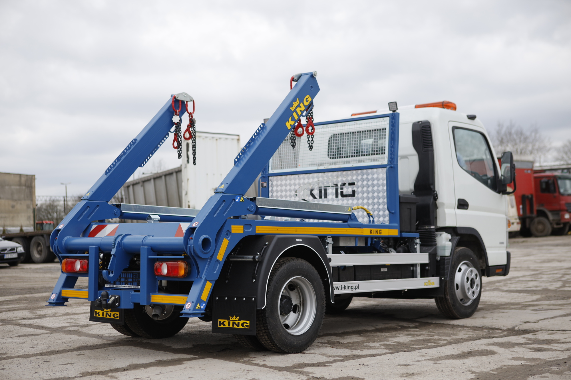 KING Vehicle Body Builder - Грузовики undefined: фото 4