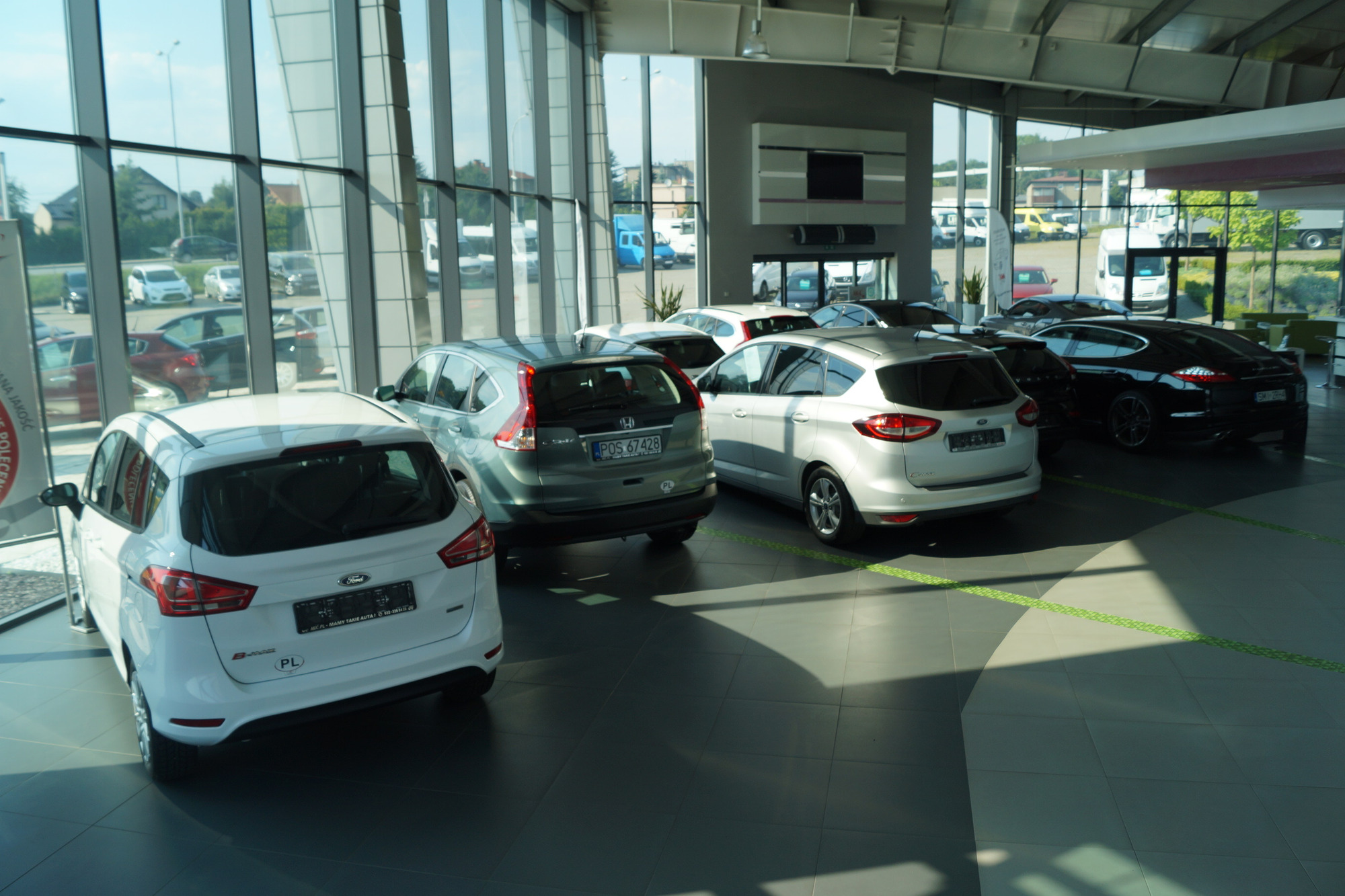 MGC CENTRUM SAMOCHODOW DOSTAWCZYCH - Коммерческие автомобили - Год: 2017 undefined: фото 12