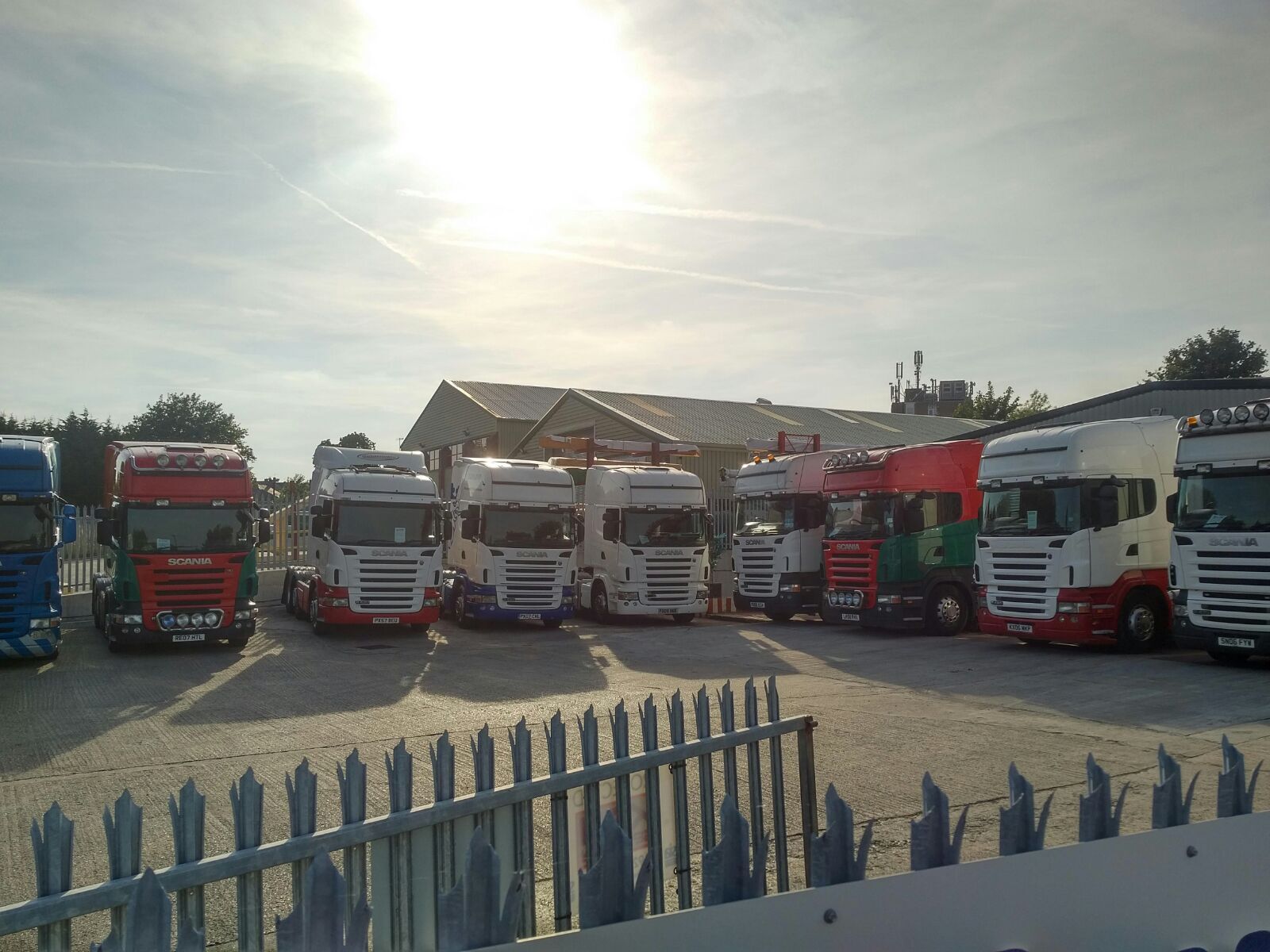 Steer Commercials Sales & Exports Ltd - Грузовики - Год: 2012 undefined: фото 1