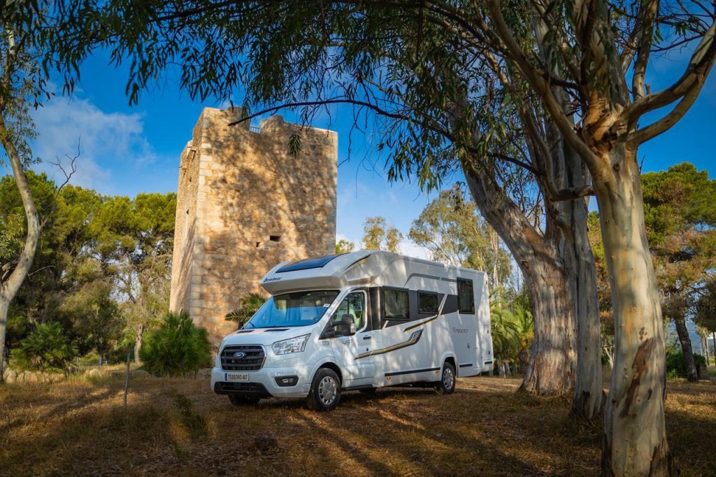 2 AP SPÓŁKA Z OGRANICZONĄ ODPOWIEDZIALNOŚCIĄ - Дома на колесах - Новый, Коробка передач: ручная, Кондиционер undefined: фото 1