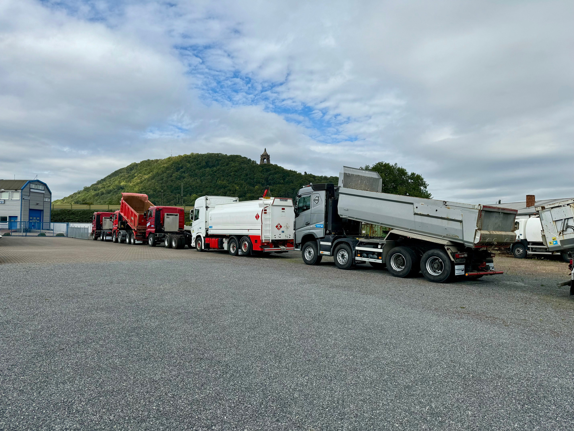 Annette Trendelmann Truck GmbH  undefined: фото 2