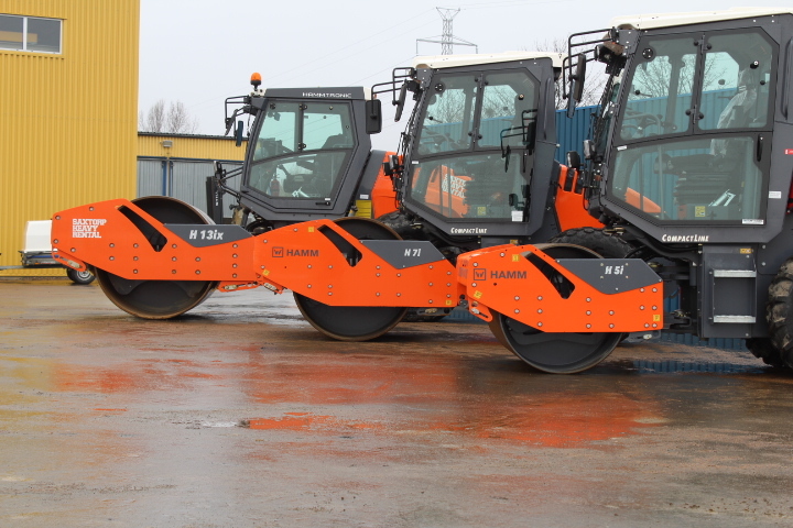 Saxtorp Trading AB - Строительная техника LIEBHERR undefined: фото 4