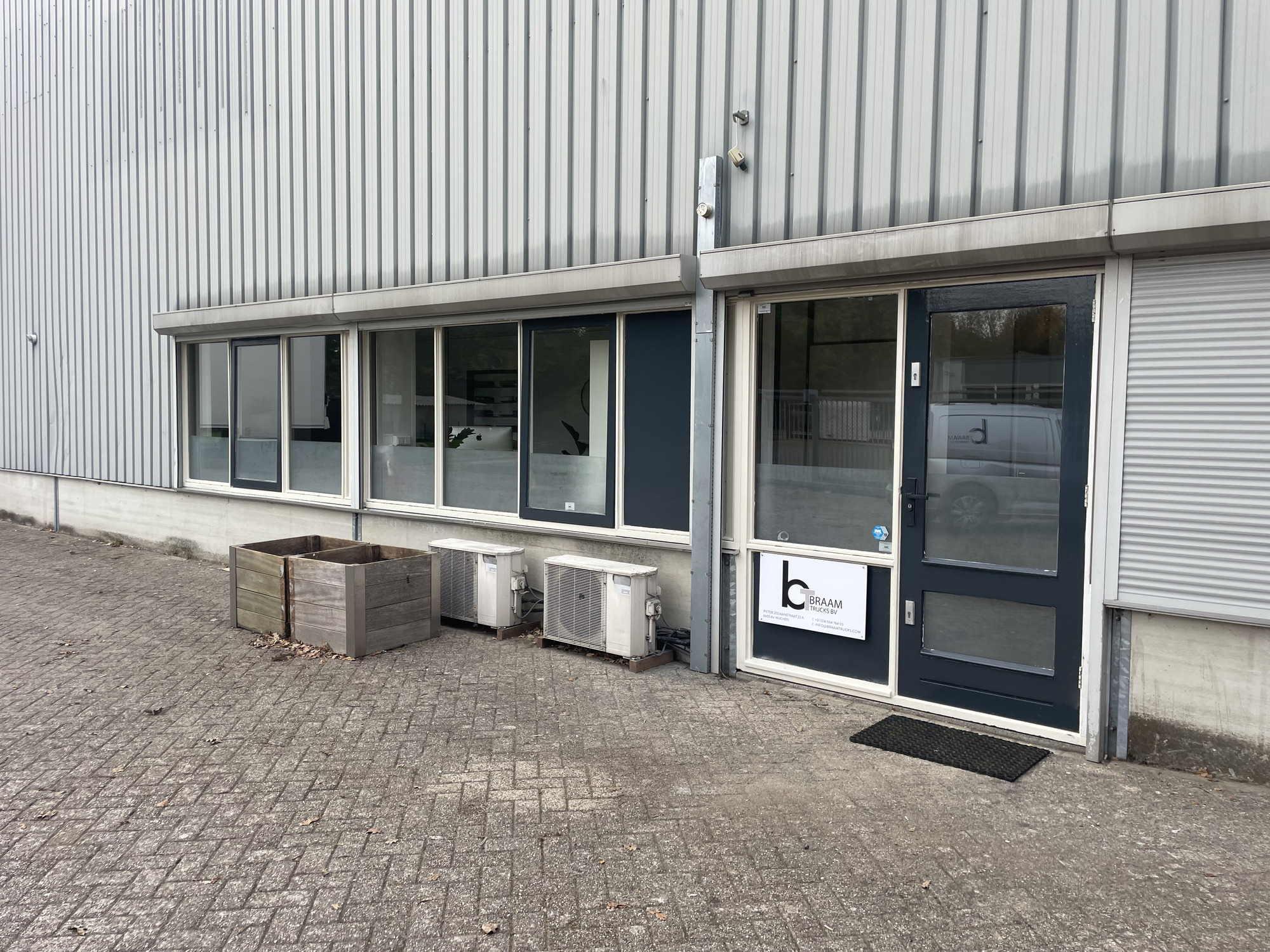 BRAAM TRUCKS & TRAILER VERHUUR B.V. undefined: фото 23